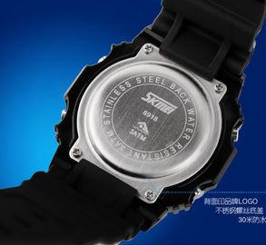 O relógio de Digitas Multifunction cor-de-rosa para as crianças, 12H/24H formata