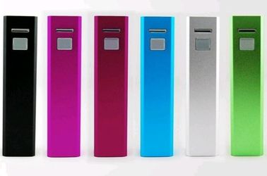 Banco 2600mah do poder do batom universal mini para o telefone móvel/IPod