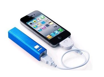 Banco 2600mah do poder do batom universal mini para o telefone móvel/IPod