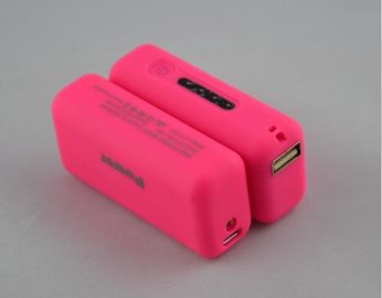 banco portátil do poder de 2600mAh USB com luz do diodo emissor de luz, vermelho/rosa/verde