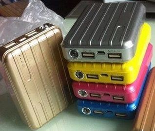 Bateria profissional do banco do poder da forma do tronco, banco dobro do poder de 8800mAh USB