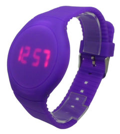 Relógio de pulso redondo roxo do diodo emissor de luz Digital da cara para mulheres com logotipo Debossed