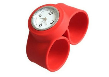 Moda pulseira vermelha tapa de Silicone branco Dial pulseira relógio para presente da promoção de negócios