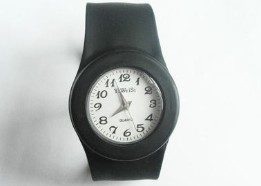 230 * 20 * 2 mm OEM preto tapa relógios de pulseira de Silicone com logotipo em relevo