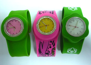 OEM quatro impressão cor strass Slap pulseira Silicone relógios para a juventude